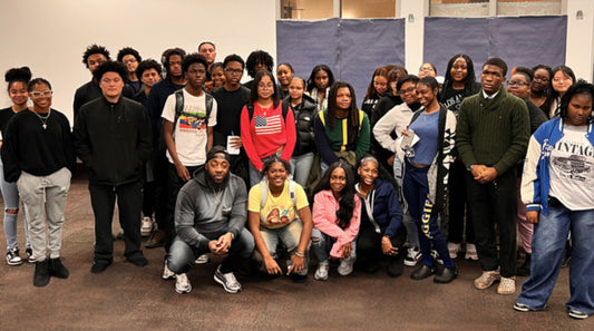 Modern Day Hope Dealer Inspires Students at Sci Tech High School